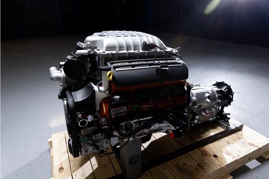 America's Most Wanted 707 Hellcat Automatic Engine Conversion Package    - JL 4Dr Rubicon