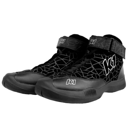 Crew Shoe Versus Nomex Size 7.5 Black SFI 3.3/5