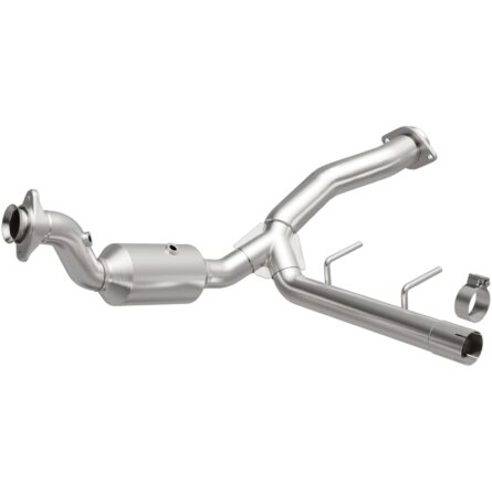 MagnaFlow 2015-2020 Ford F-150 OEM Grade Federal / EPA Compliant Direct-Fit Catalytic Converter